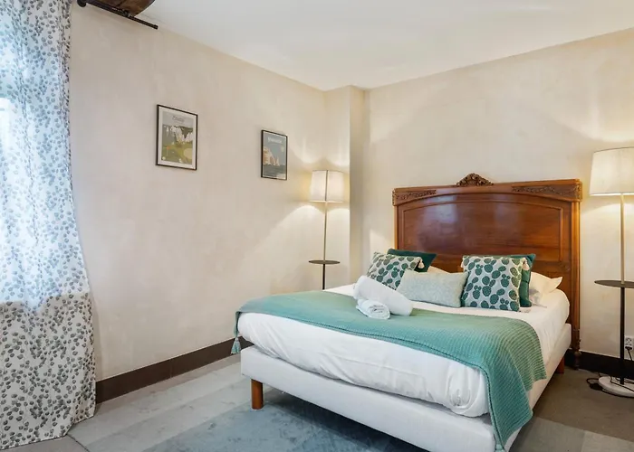 Domaine De La Valaine *